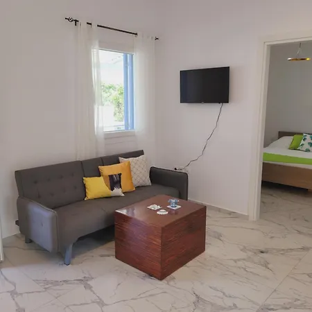 Ella * Alinda (Leros)